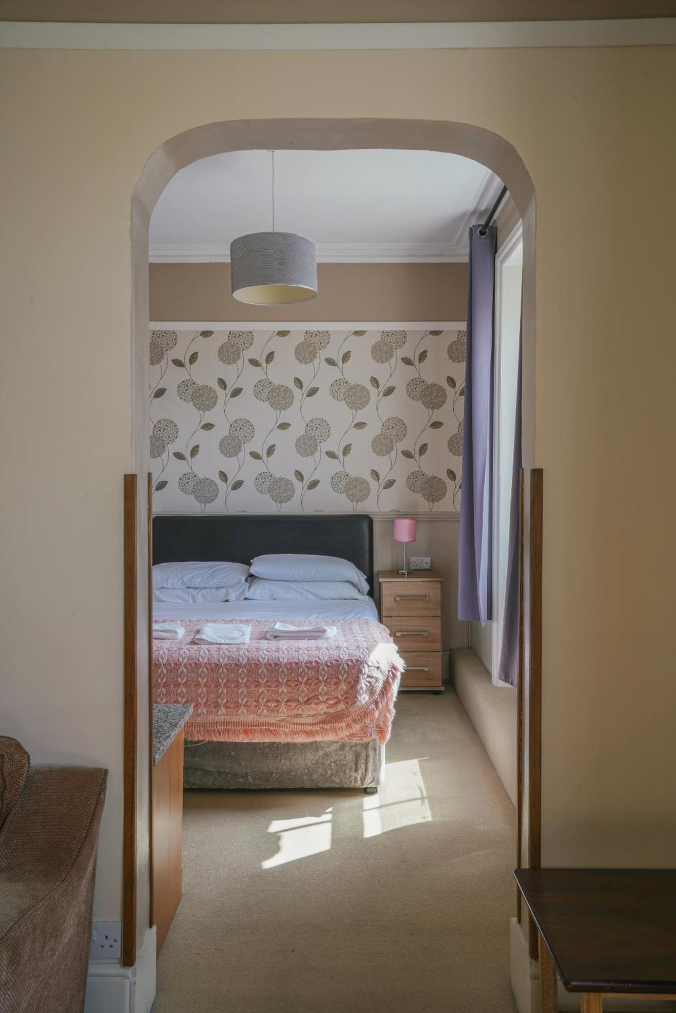 The Sheldon B&B - Free Private Parking Eastbourne Oda fotoğraf