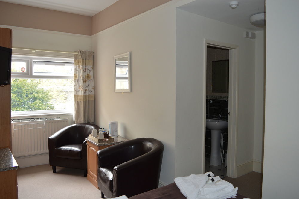 The Sheldon B&B - Free Private Parking Eastbourne Dış mekan fotoğraf
