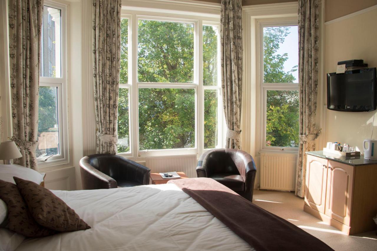 The Sheldon B&B - Free Private Parking Eastbourne Dış mekan fotoğraf